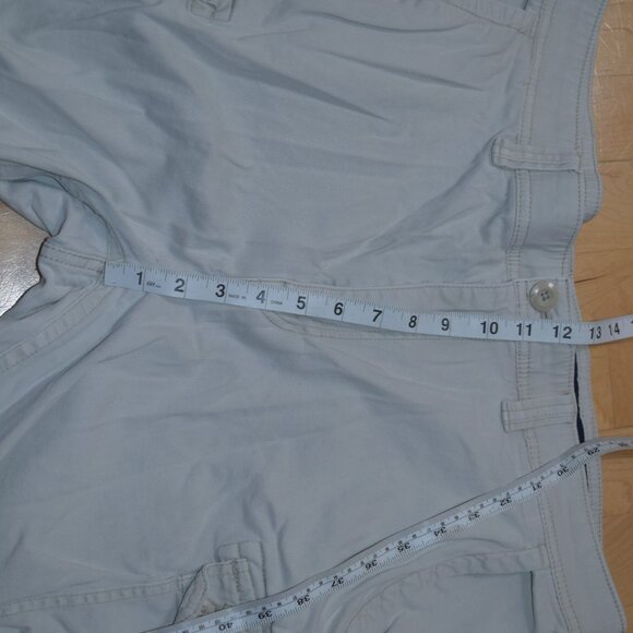 ST. JOHN'S BAY Men's Sz 40 COMFORT , STRETCH WAIST Cargo Shorts - EXCELLENT - Picture 4 of 6